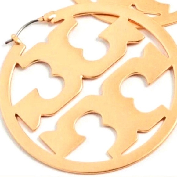 TORY BURCH • Gold Miller Logo Large Statement Hoop Earrings - Picture 7 of 9